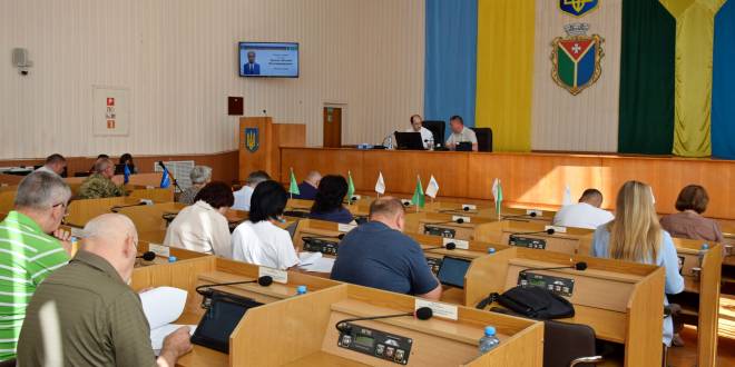 Сесія міськради: нова площа та сквер, правила утримання домашніх тварин, ремонт системи блискавкозахисту