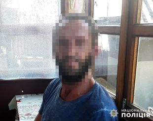 Погрожував та ображав свою матір, у якої проживав: слідчі оголосили підозру