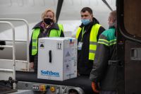 В Україну доставили 117 тисяч доз вакцини "Pfizer" (Фото)