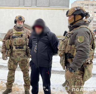 На Шепетівщині судитимуть зловмисника, який вимагав 50 000 гривень «боргу» у матері та дочки