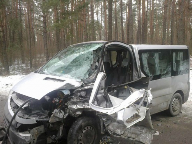 Везли до Шепетівки ковбаси та не доїхали до місця призначення