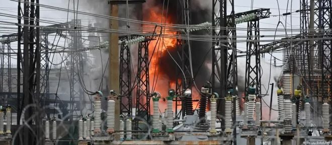 Пожежа на ТЕЦ в Харківські області після ракетних ударів РФ навесні 2024 року