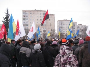 Після Народного Віче меру почепили свинячу голову на хвіртку