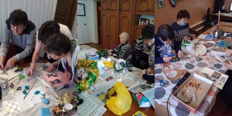 Шепетівські пенсіонери разом майстрували новорічні прикраси