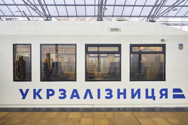 “3000 км Україною”: скільки людей вже подорожують безкоштовно