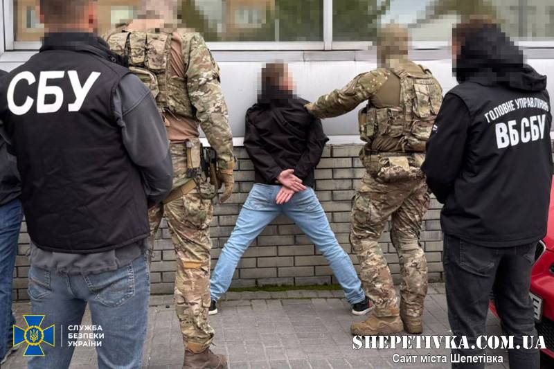 Навів ракетний удар та передав фото наслідків куратору: затримано російського агента
