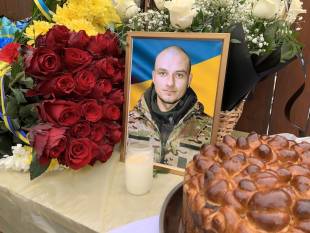 Славутська громада провела у засвіти воїна Євгенія Шорка