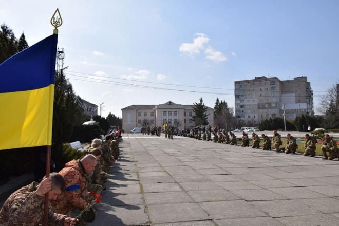 Шепетівщина прощалась із сержантом Холодовим Віктором Миколайовичем