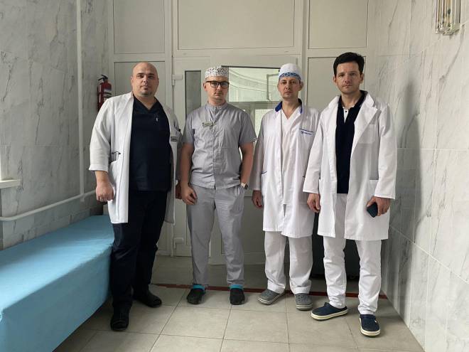 Біль у правому підребер’ї, нудота чи камені? - шепетівські лікарі мають рішення