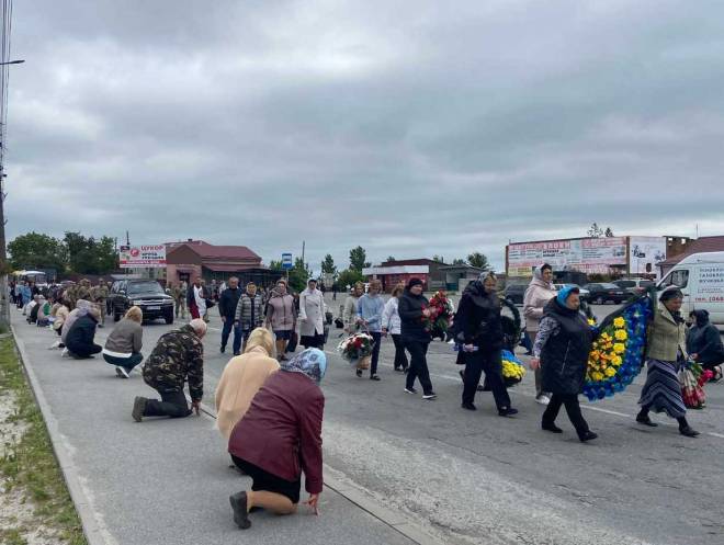 У Судилкові провели в останню дорогу воїна Пшевлоцького Віталія Олександровича
